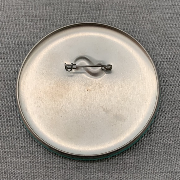 2/$7 - DCA Ariel’s Grotto Button - Picture 3 of 3